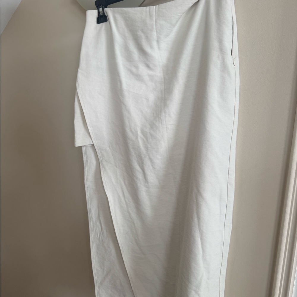 Zara Asymmetrical White Skirt